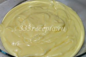 <p>Отстоявшийся крем используем для прослойки тортиков или для наполнения эклеров или шу!</p>
